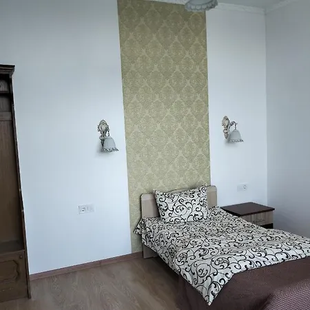 сади єви Hotel