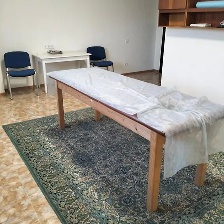 сади єви Hotel
